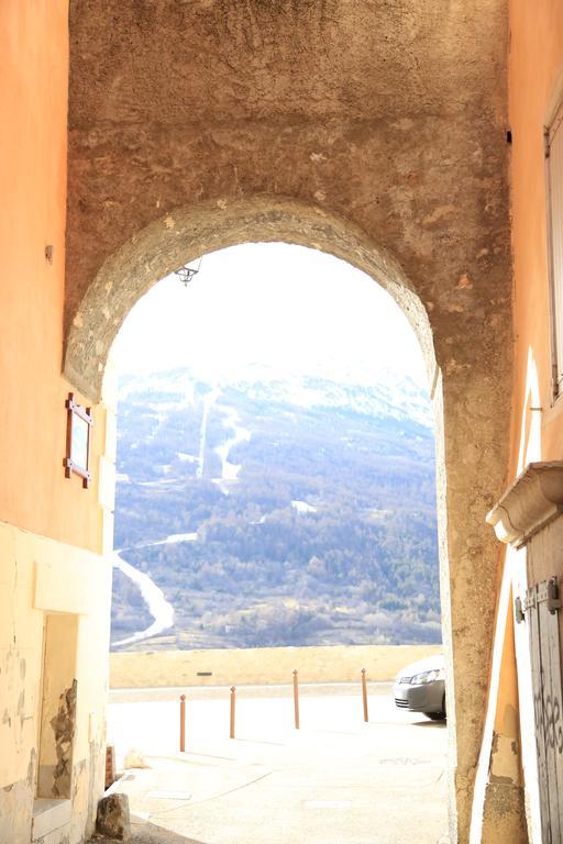 Auberge De La Paix Briançon Kültér fotó