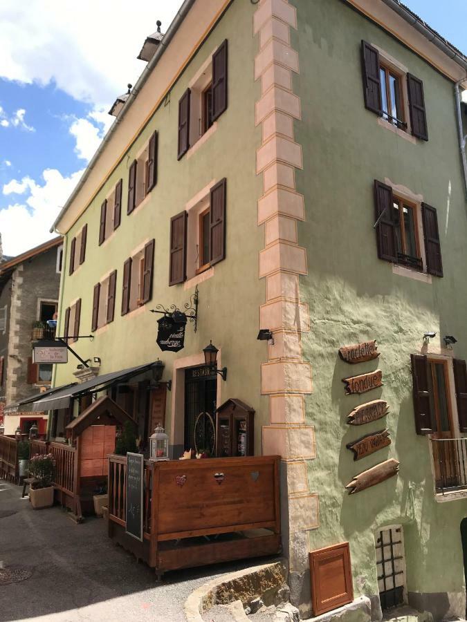 Auberge De La Paix Briançon Kültér fotó